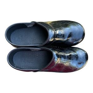 Sanita Black Patent Leather Clogs Size 38 Comfort Work Shoes Original Danish